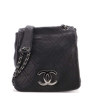 Chanel Medium Diamond Stitch Messenger Quilted Calfskin